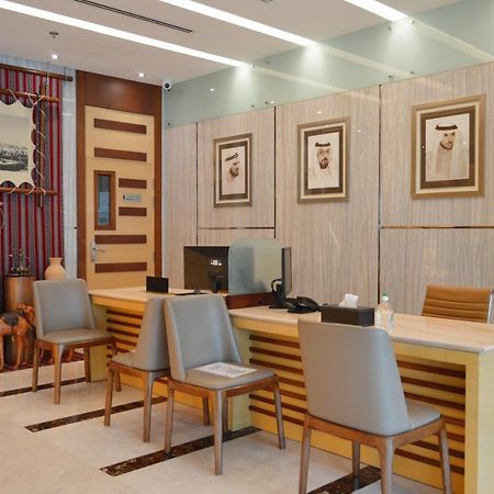 Tulip Al Barsha Hotel Apartment Дубай Экстерьер фото