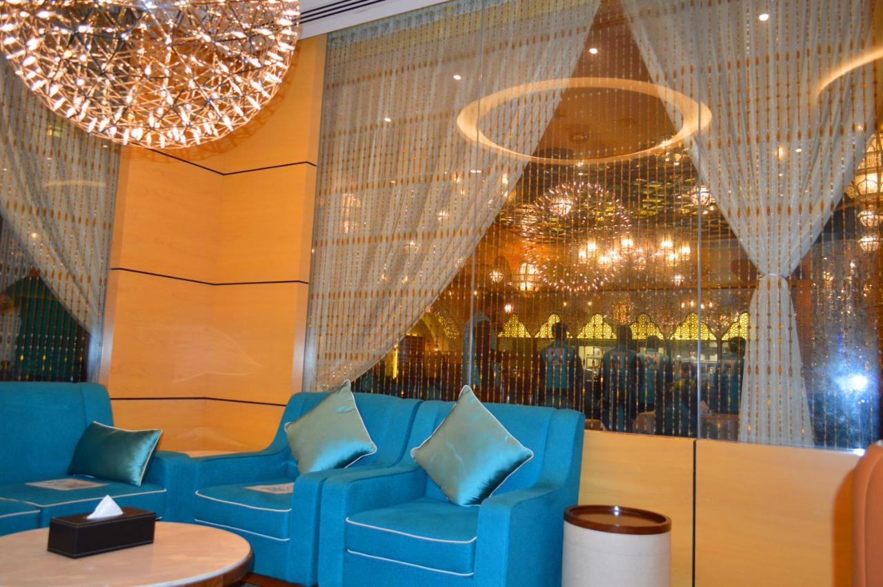 Tulip Al Barsha Hotel Apartment Дубай Экстерьер фото