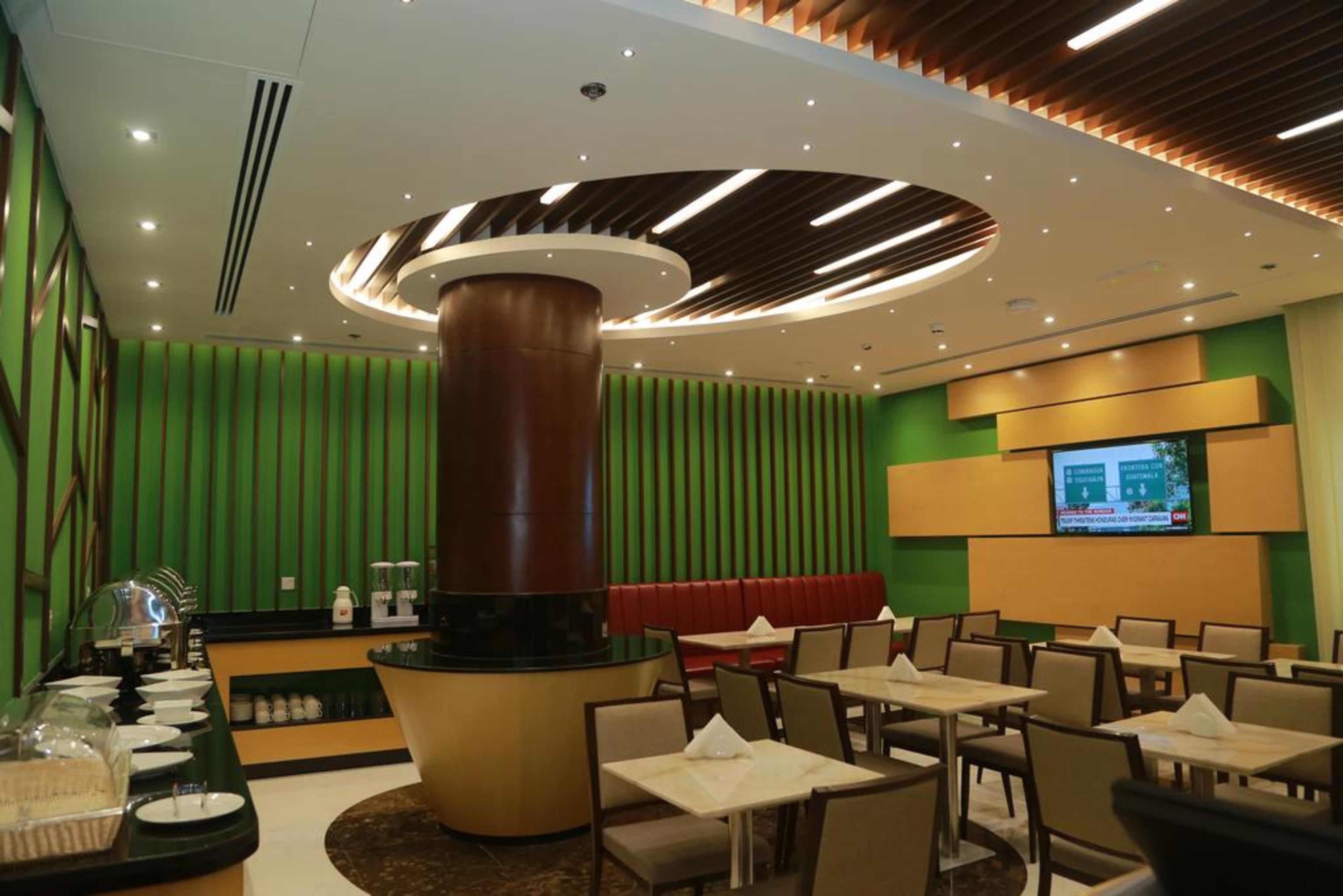 Tulip Al Barsha Hotel Apartment Дубай Экстерьер фото