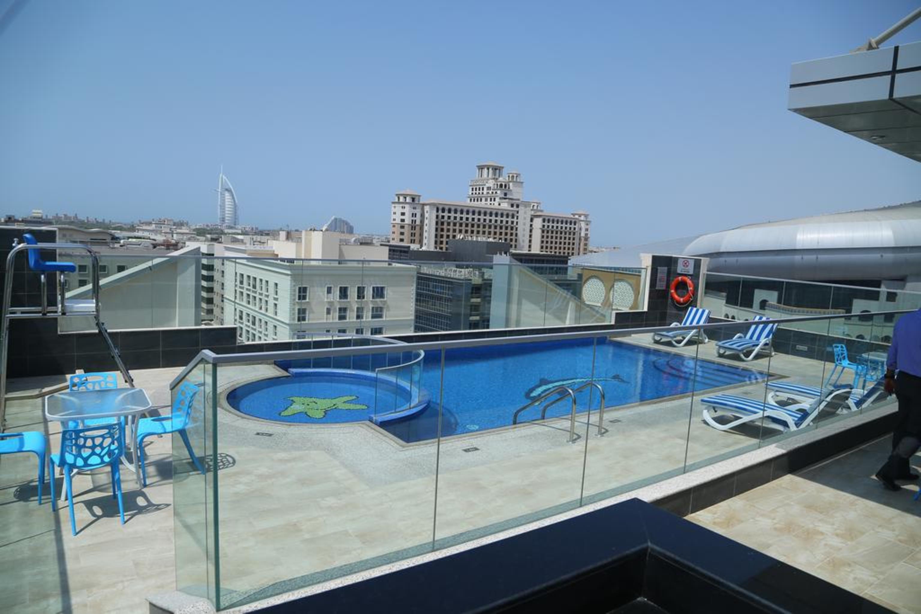 Tulip Al Barsha Hotel Apartment Дубай Экстерьер фото